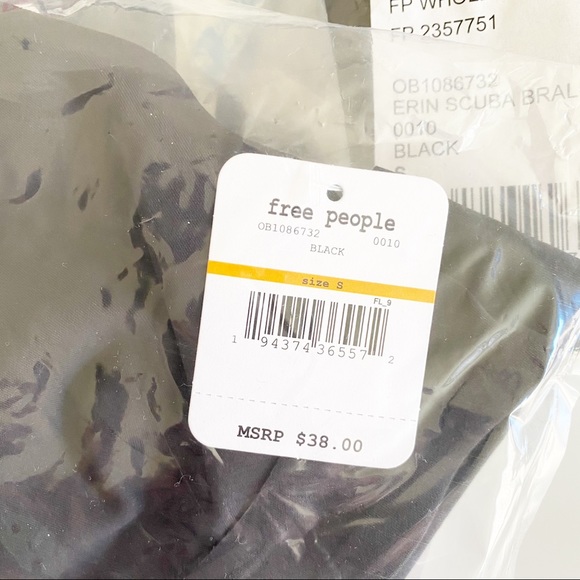 Free People Erin Scuba Deep V Bralette Black S 34 NWT - Picture 5 of 12